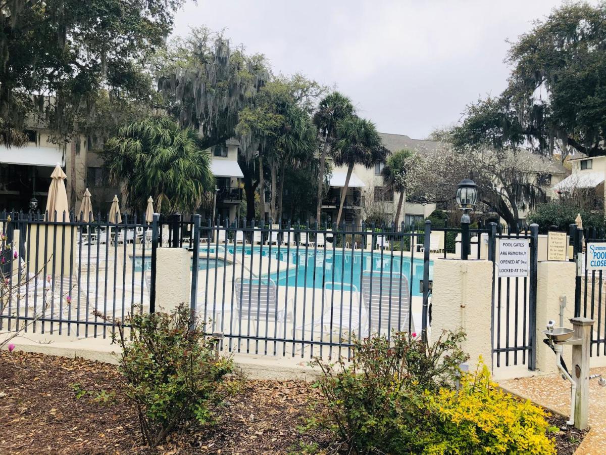 Springwood Villas With Pool Excess Half A Mile From Beach 힐튼 헤드 아일랜드 외부 사진